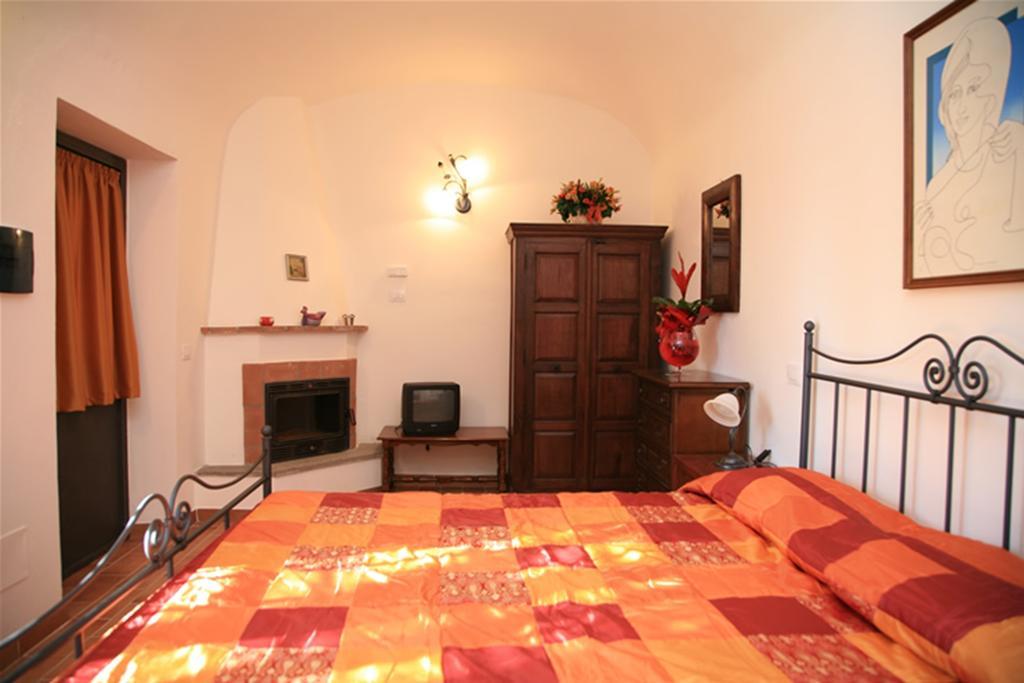 Agriturismo Toscanella Montebello Cameră foto