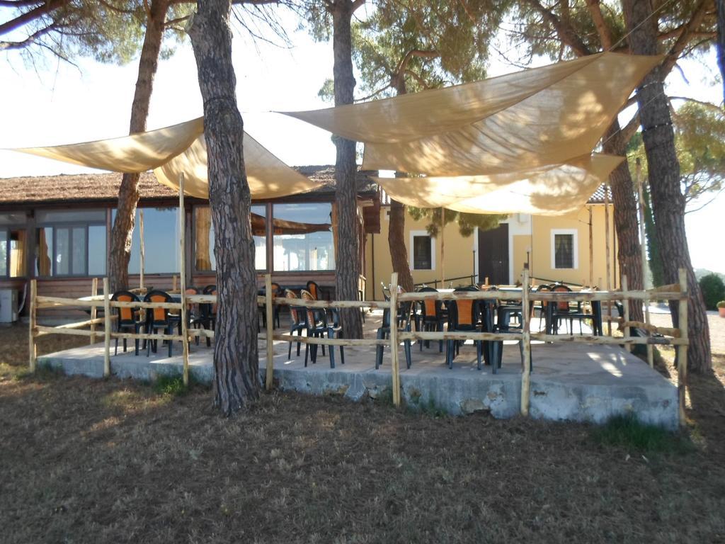 Agriturismo Toscanella Montebello Exterior foto